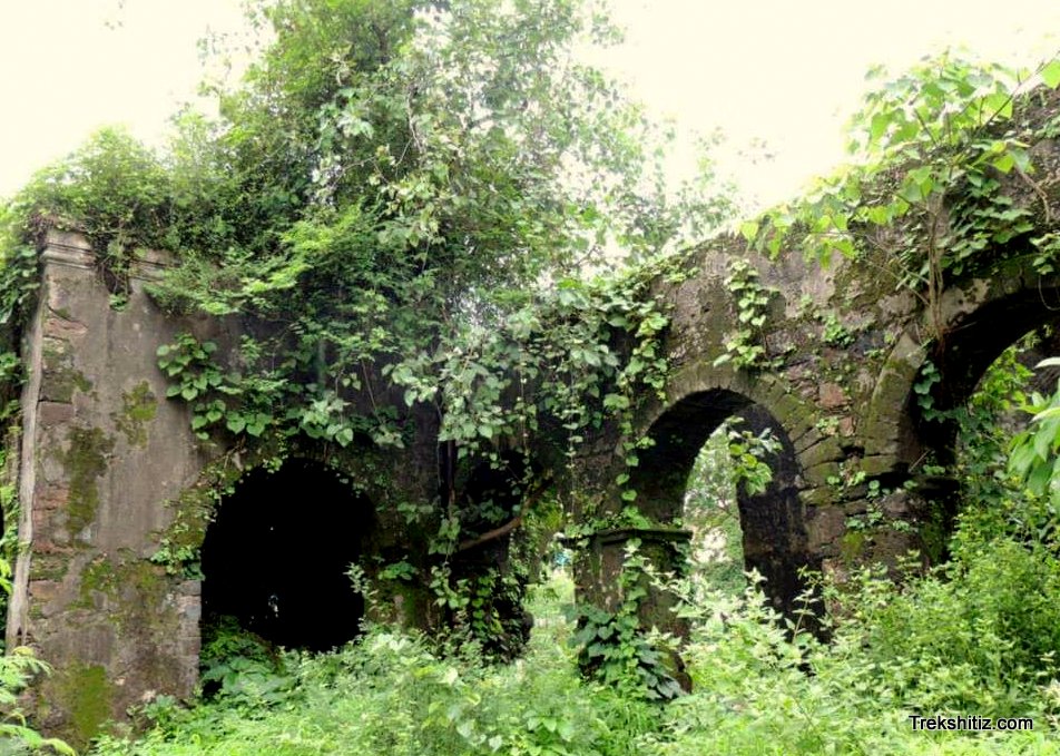 Ghodbunder Fort